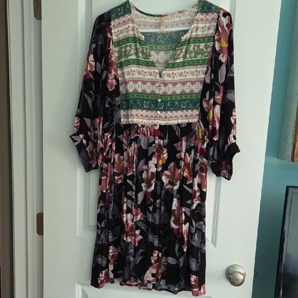 Elegant Floral Long Sleeve Dress